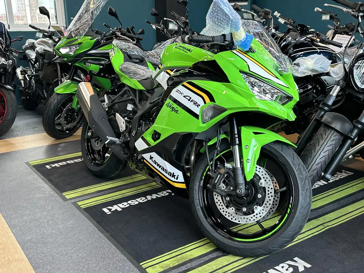 25년식 가와사키 닌자 ZX-4RR 신차 판매 | 브랜드 중고거래